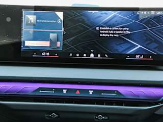 2025 BMW X3 30 - Photo 18