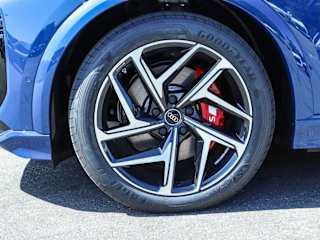 2027 Audi SQ6 e-tron Prestige - Photo 13
