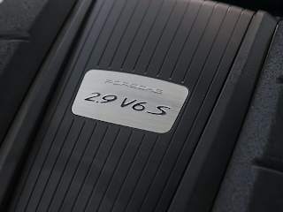 2026 Porsche Macan S - Photo 13