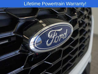 2025 Ford Explorer ST-Line - Photo 13