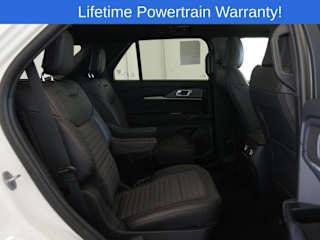 2025 Ford Explorer ST-Line - Photo 6