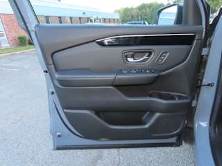 2024 Honda Pilot Touring - Photo 30