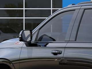 2026 Chevrolet Tahoe Z71 - Photo 16