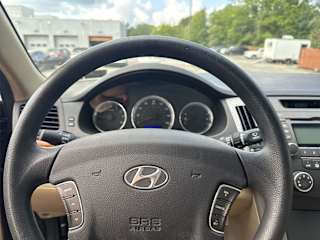 2010 Hyundai Sonata GLS - Photo 8