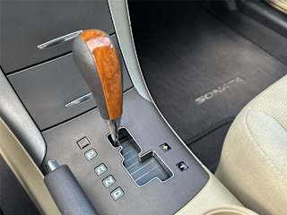 2010 Hyundai Sonata GLS - Photo 2