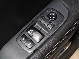 2C3CDZBT9JH300750
