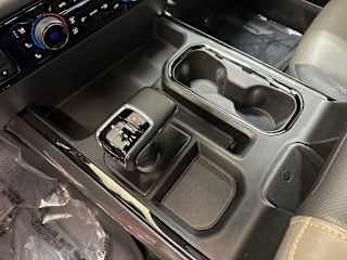 2025 Chevrolet Silverado 1500 ZR2 - Photo 38