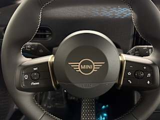2026 MINI Hardtop 2 Door Base - Photo 6