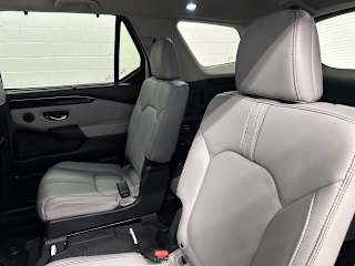 2025 Honda Pilot EX-L - Photo 15