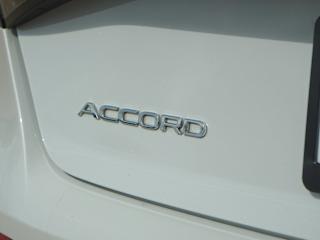 2024 Honda Accord EX - Photo 13