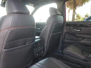 2025 Honda Pilot TrailSport - Photo 19
