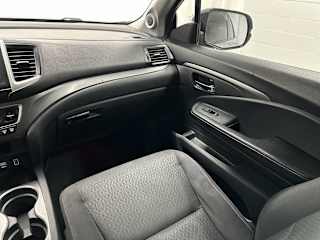 2019 Honda Ridgeline Sport - Photo 32