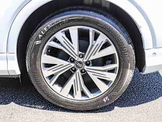 Certified 2023 Audi Q4 e-tron Premium Plus with VIN WA1BCBFZ9PP070156 for sale in West Allis, WI