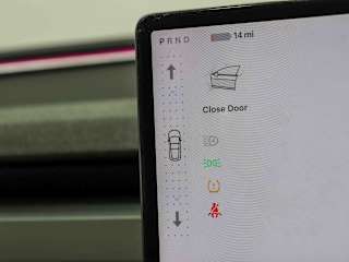 Used 2025 Tesla Model 3 Long Range with VIN 5YJ3E1EB4SF906509 for sale in Madison, WI