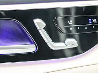 W1KAF4GB9RR169501