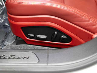 2023 Porsche Panamera Platinum Edition - Photo 39
