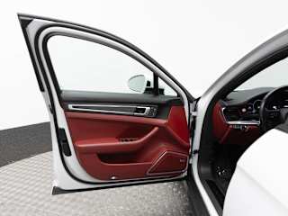 2023 Porsche Panamera Platinum Edition - Photo 35