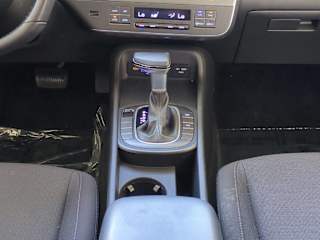 2024 Hyundai Kona SEL - Photo 20