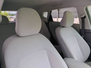 2025 Hyundai Kona SEL - Photo 16