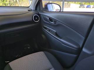 2022 Hyundai Kona SE - Photo 28