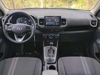 2023 Hyundai Venue SEL - Photo 8