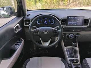 2023 Hyundai Venue SEL - Photo 15