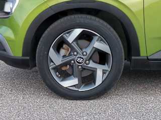 2023 Hyundai Venue SEL - Photo 13