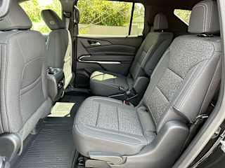 2027 Chevrolet Traverse LT - Photo 19