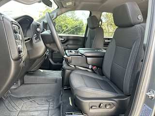 2025 Chevrolet Silverado 2500HD Custom - Photo 17