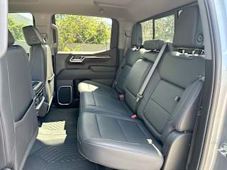 2024 Chevrolet Silverado 1500 LTZ - Photo 17