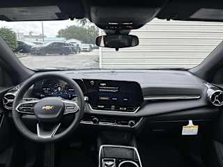 2027 Chevrolet Equinox LT - Photo 8