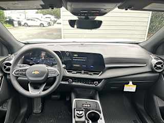 2027 Chevrolet Equinox LT - Photo 8