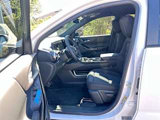 2027 Chevrolet Equinox LT - Photo 24