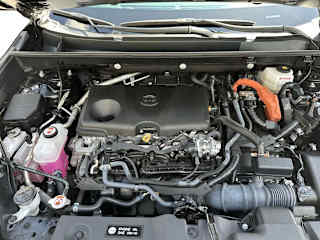 2024 Toyota RAV4 XLE Premium - Photo 15