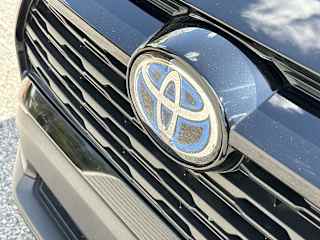 2024 Toyota RAV4 XLE Premium - Photo 13