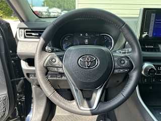 2024 Toyota RAV4 XLE Premium - Photo 16