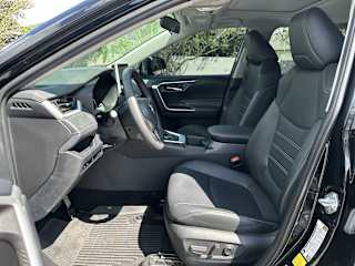 2024 Toyota RAV4 XLE Premium - Photo 18