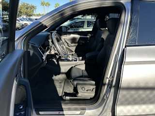 2025 Audi Q5 Premium - Photo 16