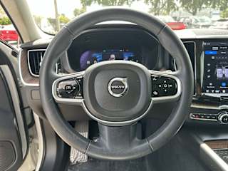 2023 Volvo XC60 Plus - Photo 15