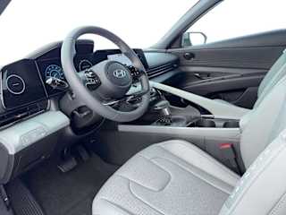 2026 Hyundai Elantra Limited - Photo 12
