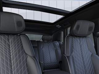 2027 Cadillac LYRIQ Signature Sport - Photo 6