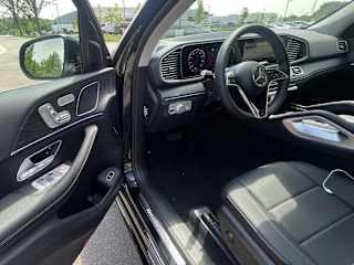 2026 Mercedes-Benz GLE 9