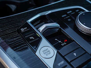 5UX13EU02T9297063