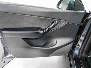 Used 2022 Tesla Model Y Long Range with VIN 7SAYGDEE1NF386787 for sale in Waukesha, WI