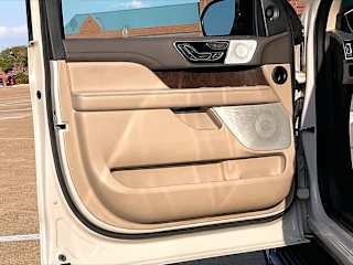 5LMJJ2LT9NEL03333
