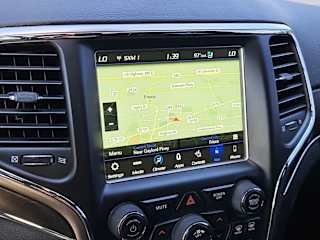 Used 2018 Jeep Grand Cherokee Limited with VIN 1C4RJEBG8JC132094 for sale in Casper, WY