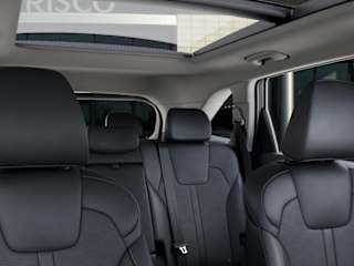 2026 Kia Sorento EX - Photo 13