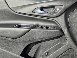 Used 2019 Chevrolet Equinox LT with VIN 2GNAXKEV1K6183071 for sale in Casper, WY