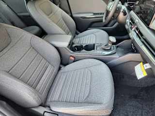 2025 Kia K4 EX - Photo 22