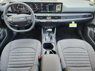 2025 Kia K4 EX - Photo 8